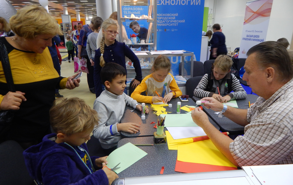 Авиация и анимация на Фестивале Науки