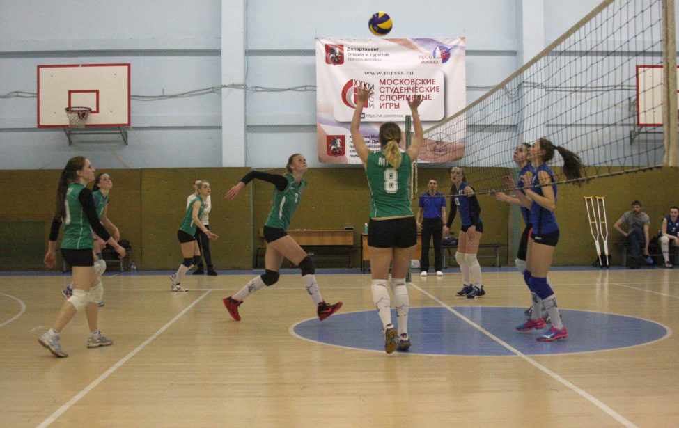 Волейболистки стартовали во II этапе студенческих игр