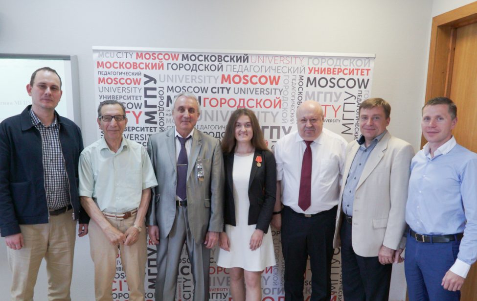 Первокурсница ИГНиУ получила медаль «300 лет полиции»