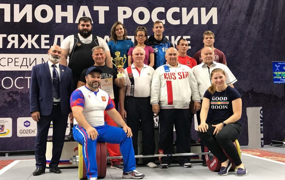 Медали на&nbsp;чемпионате России по&nbsp;тяжелой атлетике