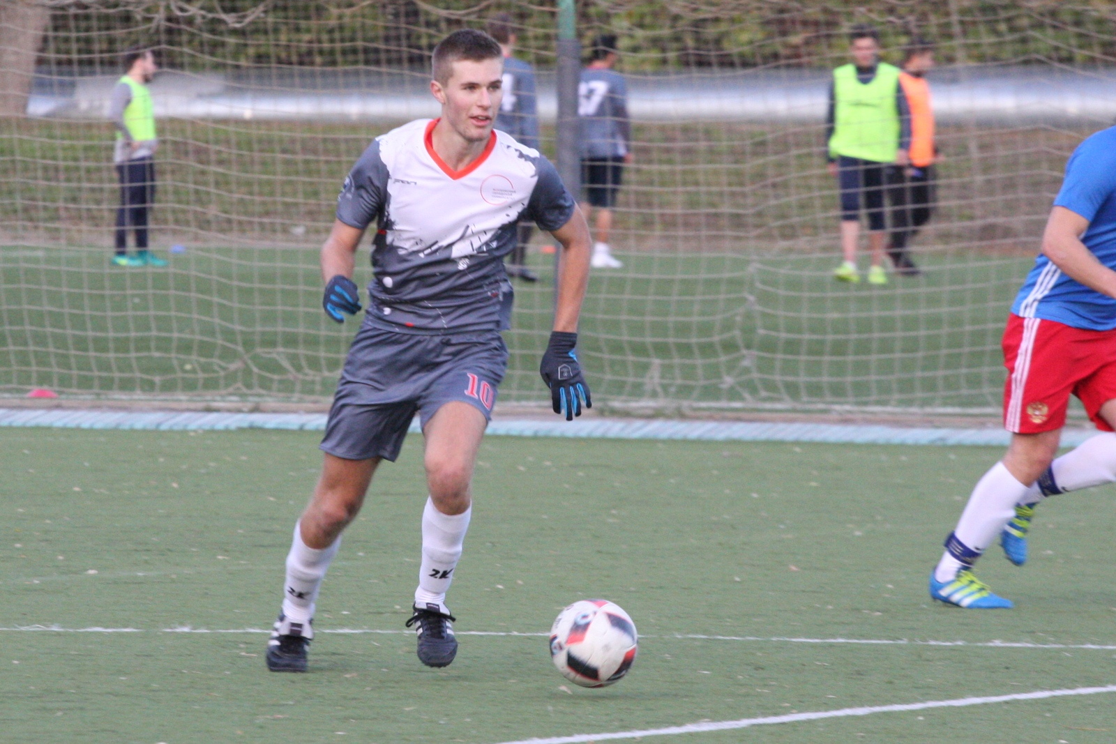 Первая победа в футбольном турнире МССИ