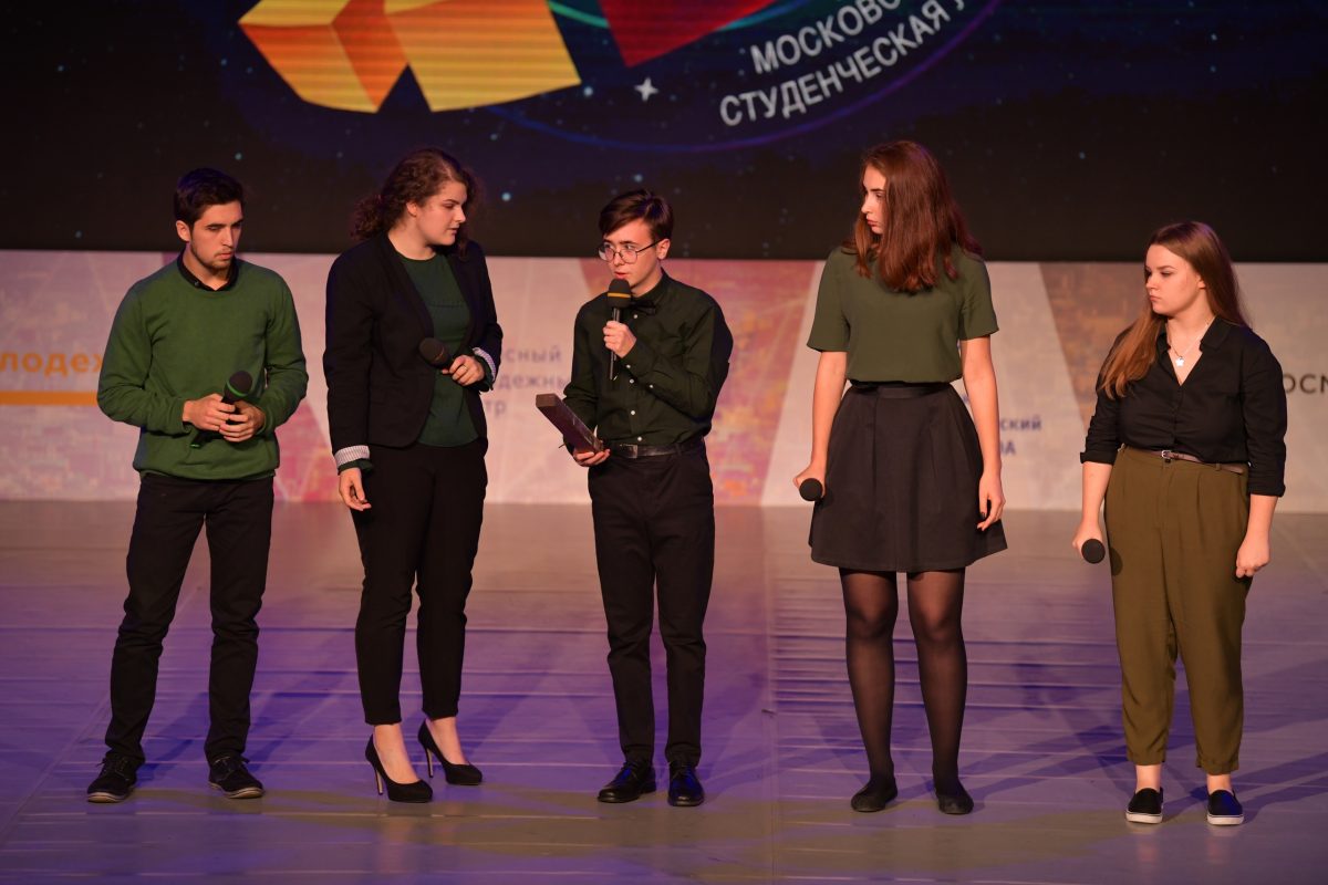 Команда КВН «По умолчанию»