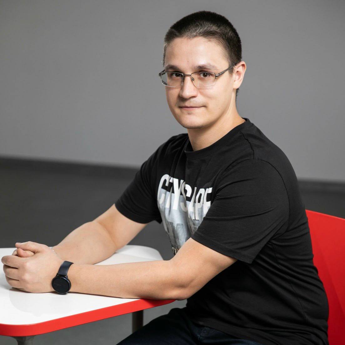 Петров Алексей Викторович