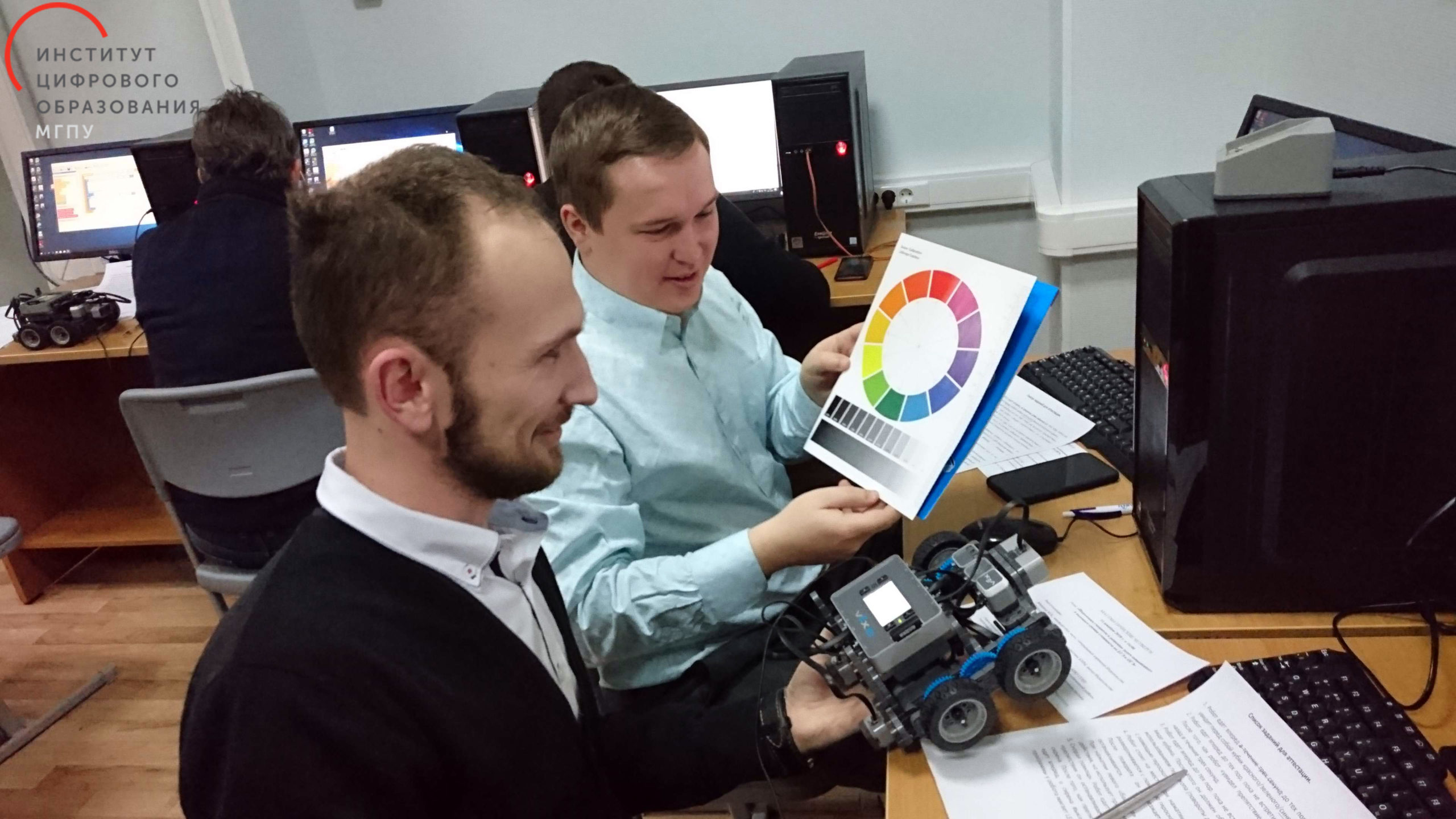 Основы робототехники с использованием набора VEX IQ в ИЦО