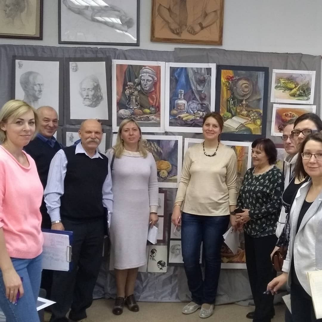 49104198_2056960554343269_711372207716040704_o