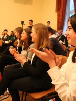 5c5aec35828da_IMG_7608