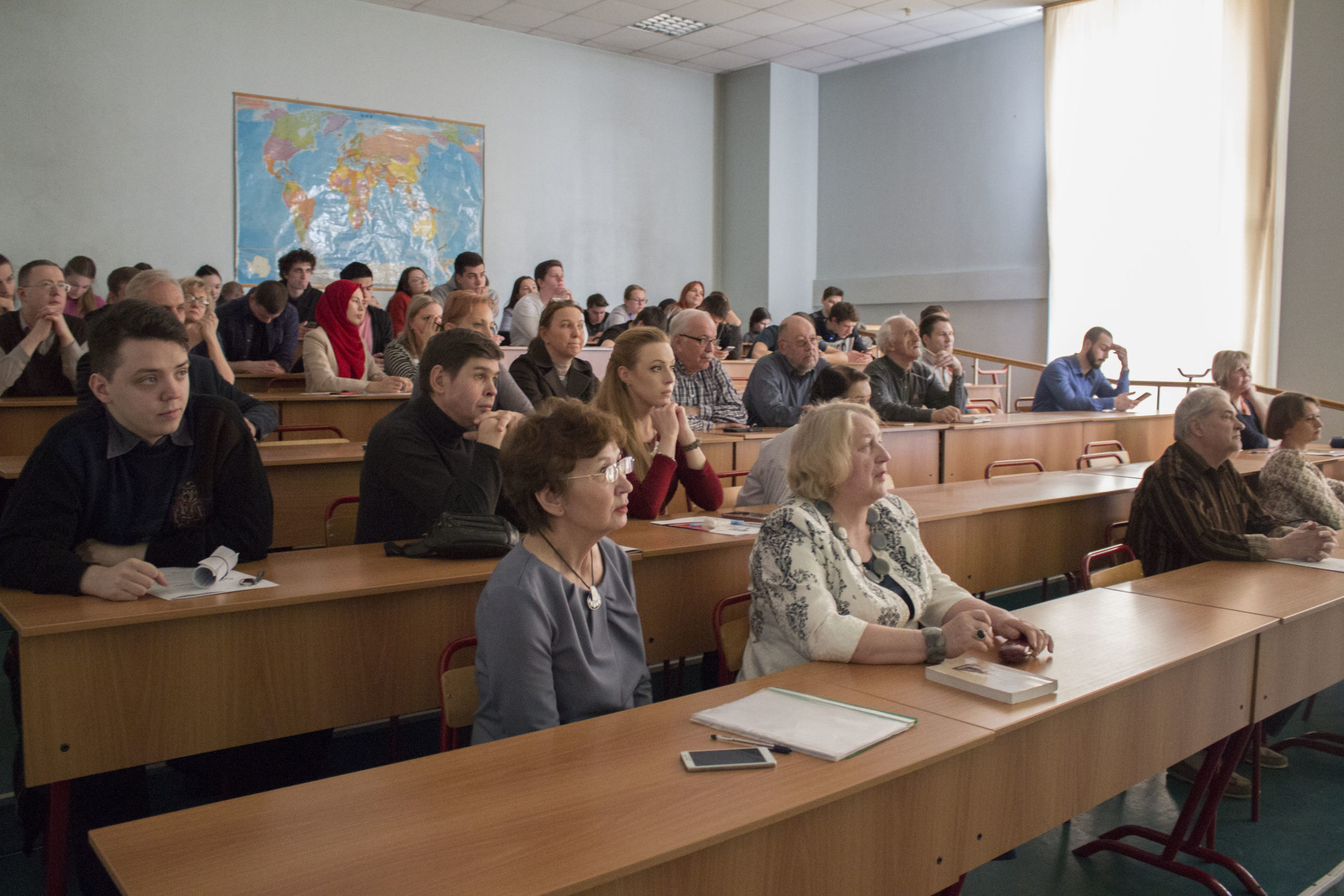 Дни науки МГПУ: круглый стол в ИЕСТ
