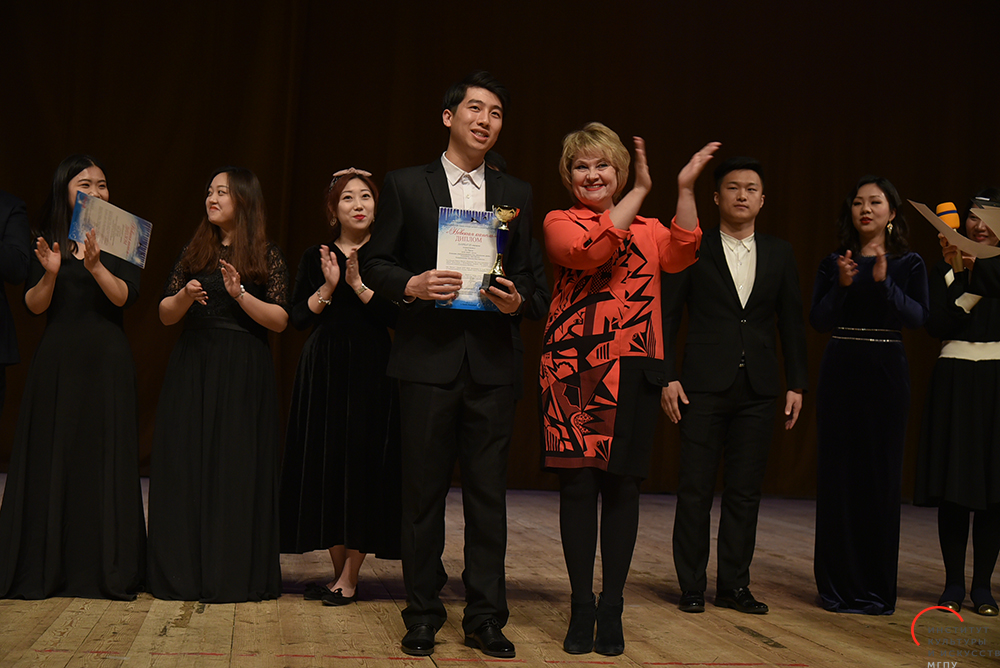 Вокалисты класса Цзяна Шанжуна — лауреаты «Невской капели»