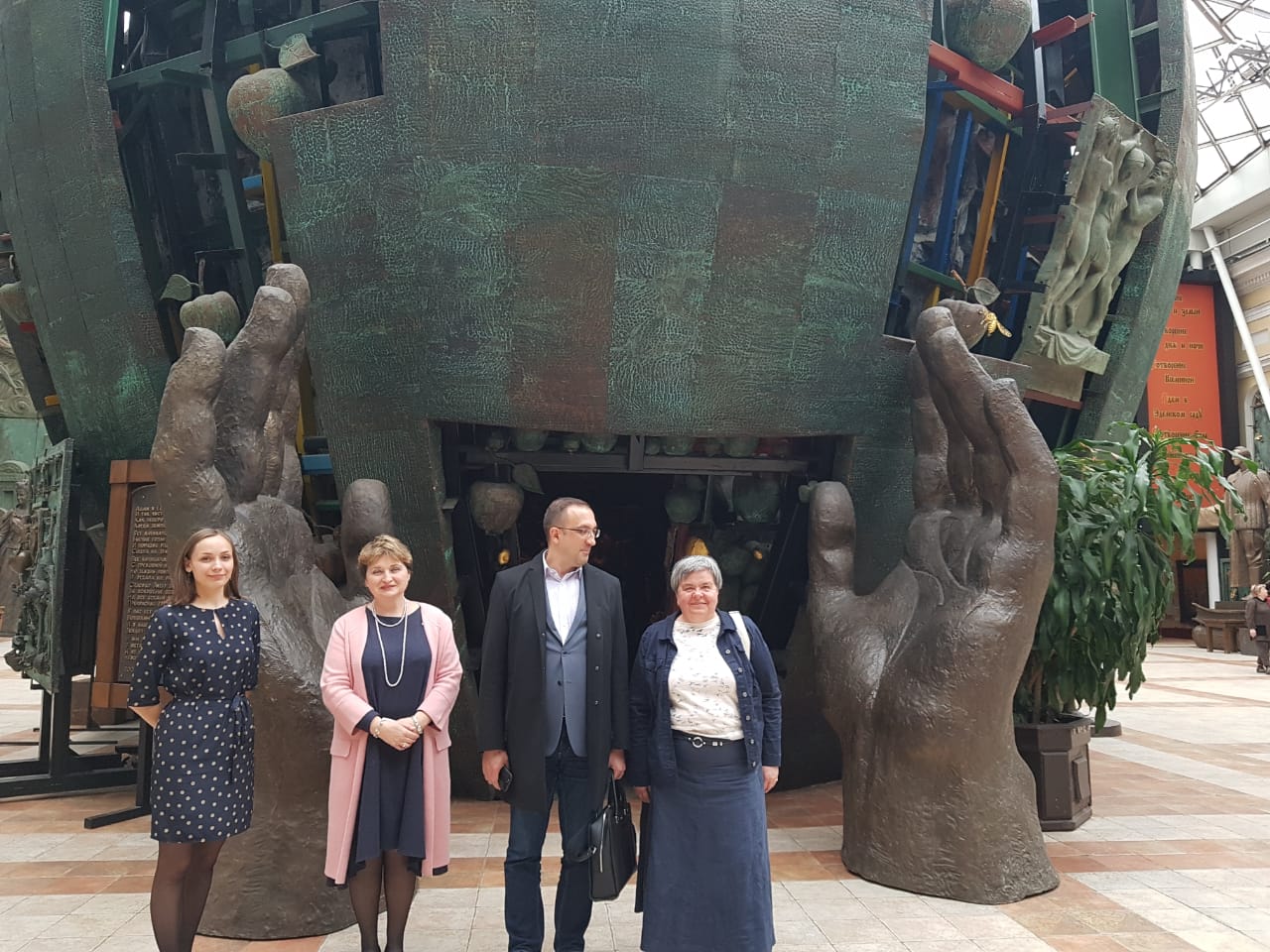 129c94e7-9618-47b7-9658-b05abee37c90