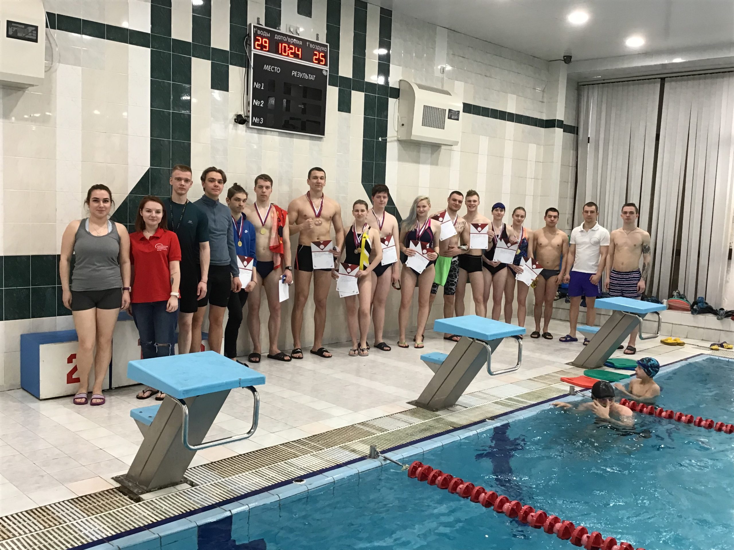 Водная ода покорителям космоса