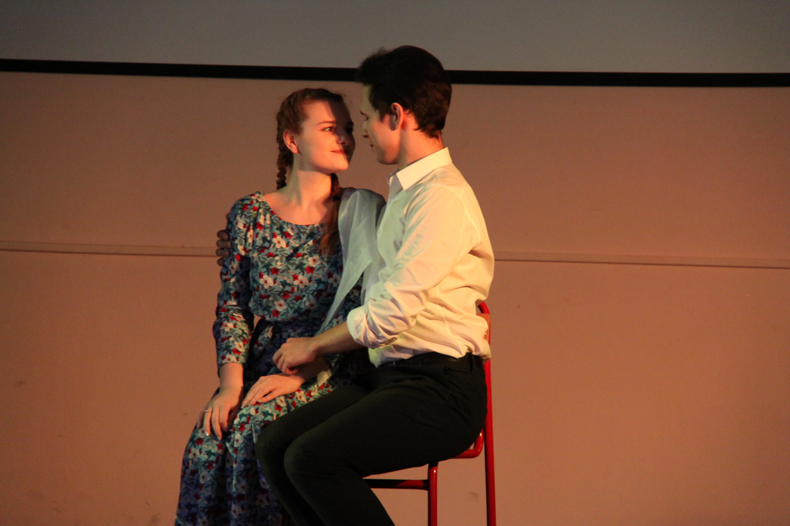 4На свете просто в восемнадцать