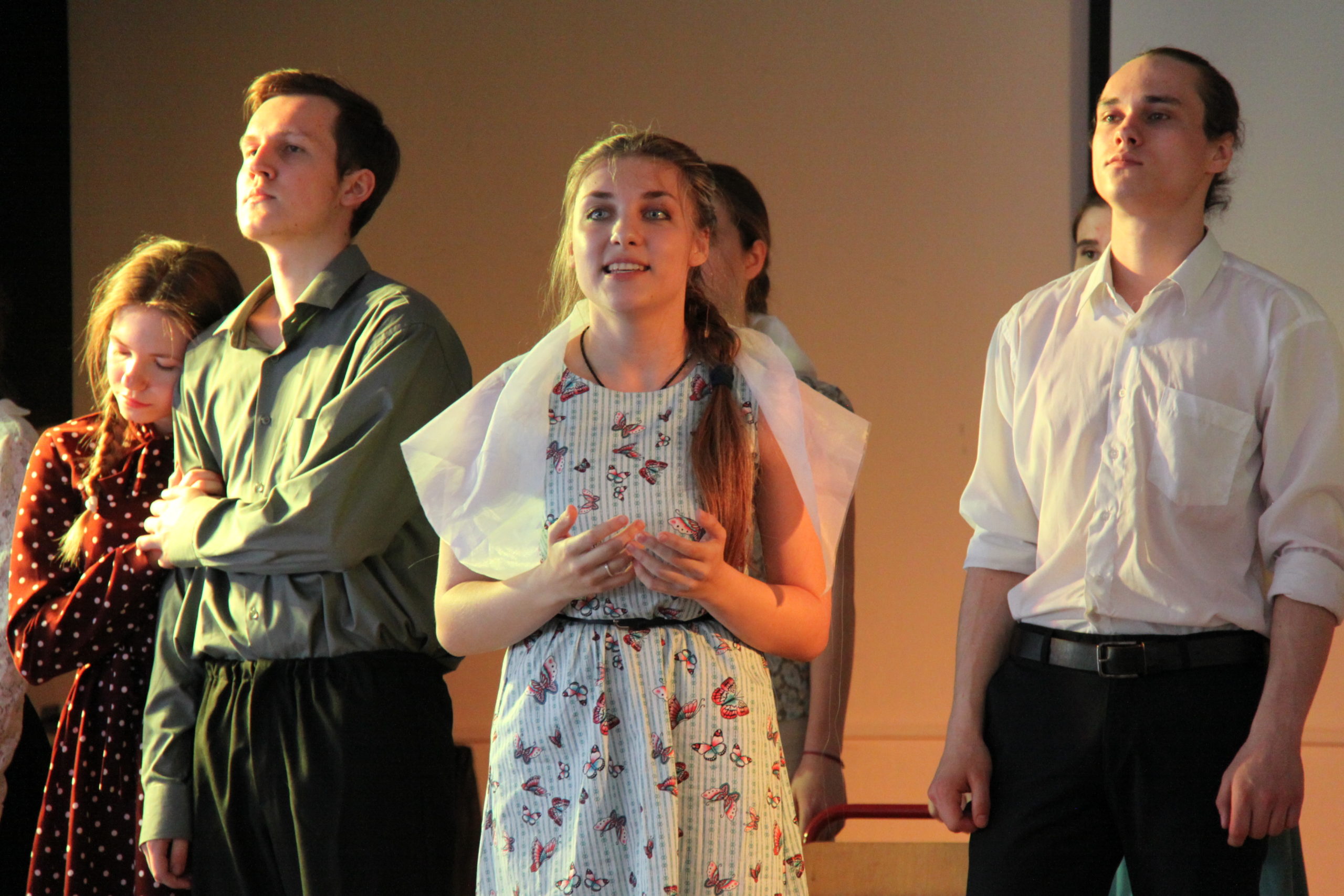 8На свете просто в восемнадцать