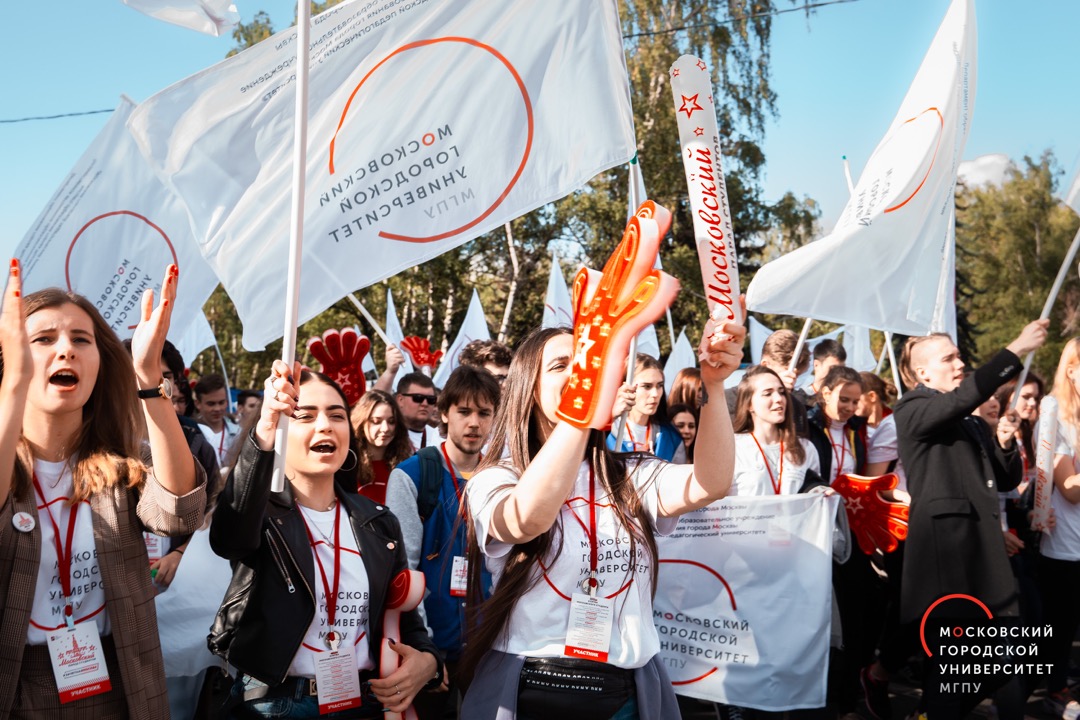 1500 представителей МГПУ на Параде студентов