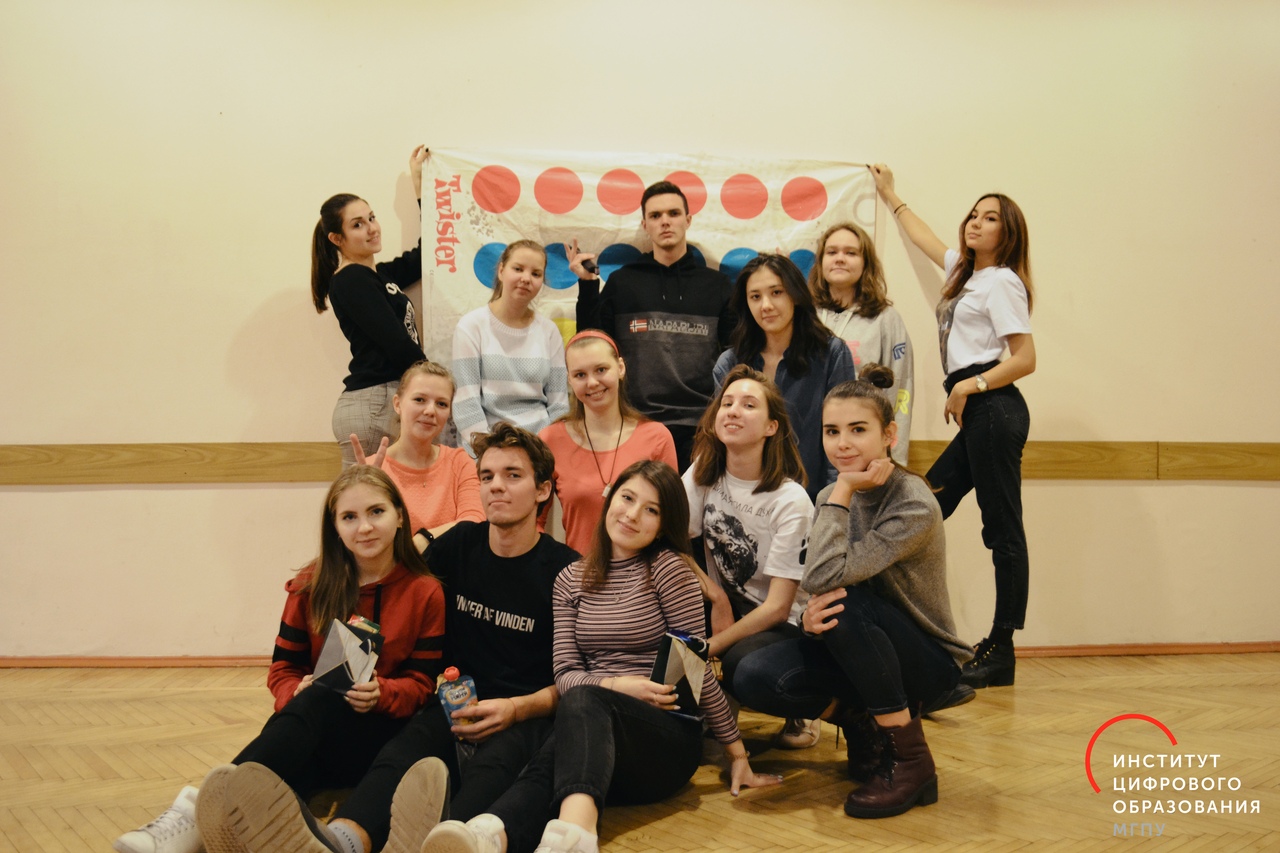 В ИЦО прошла увлекательная игра «ТвистерИЦО»