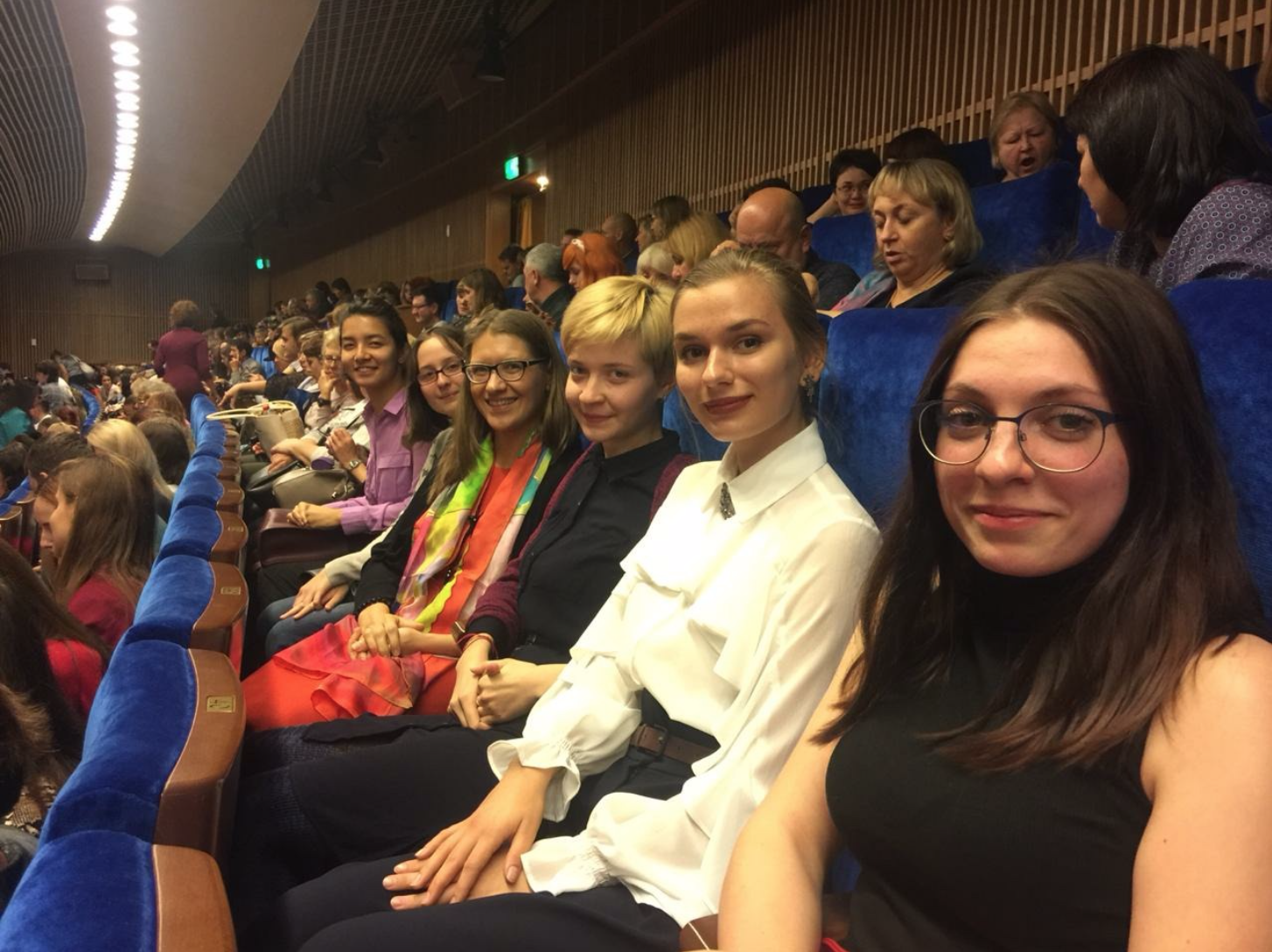 Студенты ИИЯ посетили легендарный мюзикл