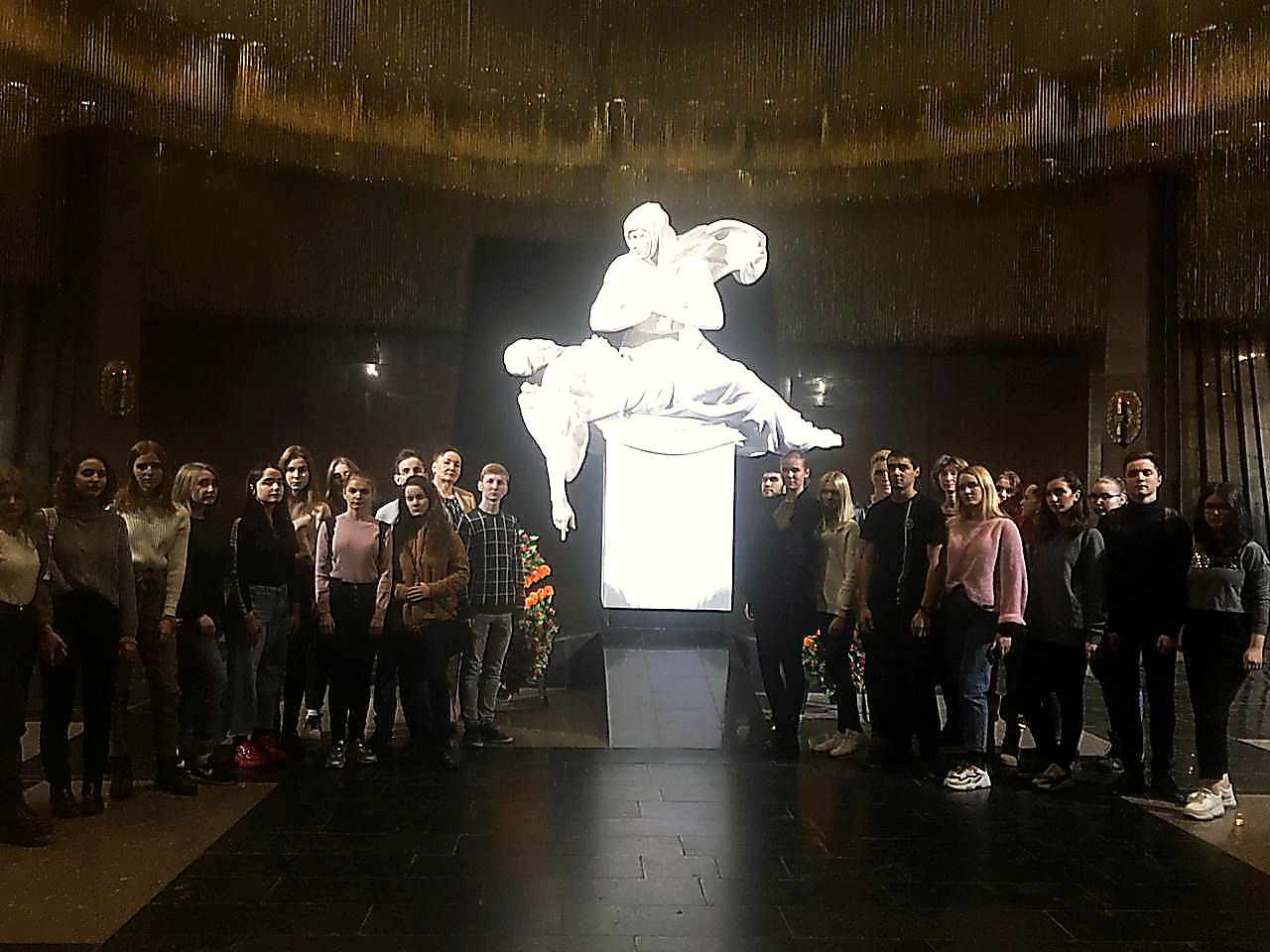 c3ae5fb6-dada-43d8-8f23-b0cd94e3aca4