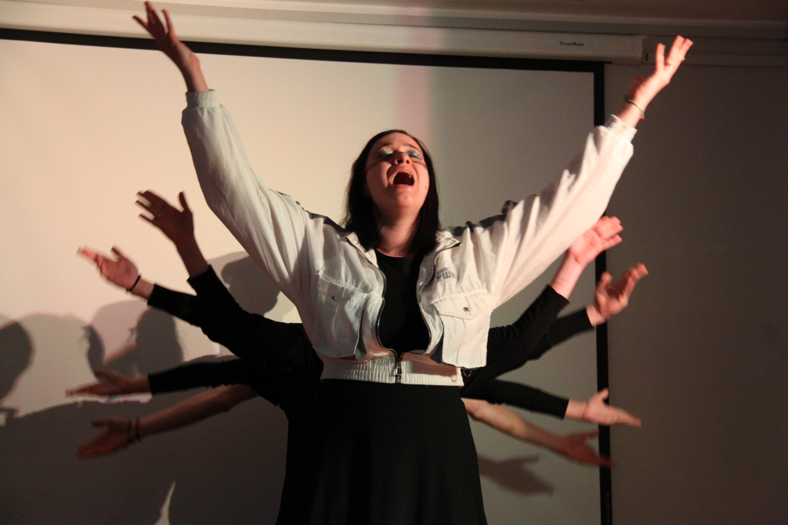 16.12.19 Показ.Голодные игры.Элективный курс Н.Опариной. ИКИ32