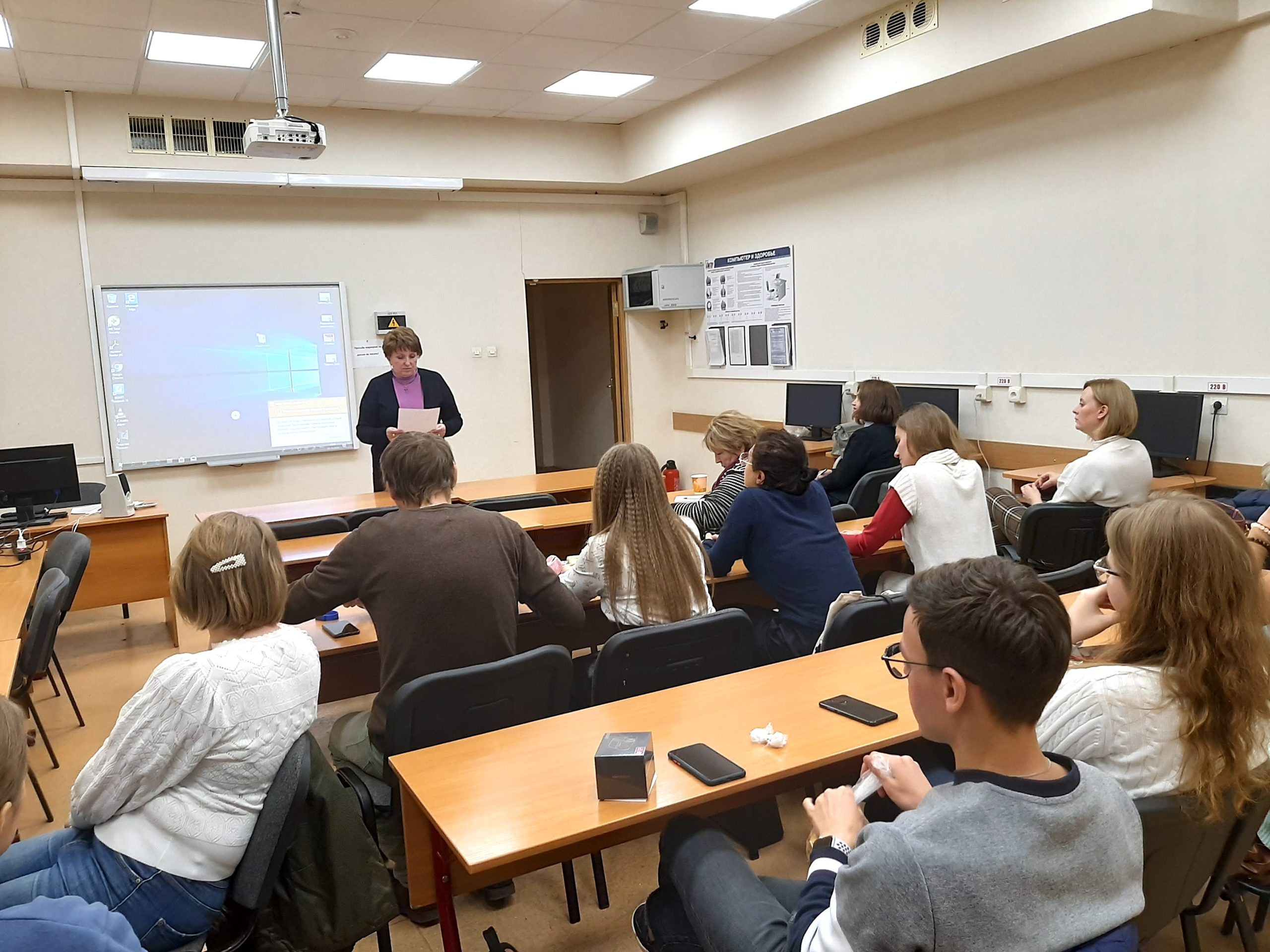 Магистранты поделились опытом преподавания романских языков