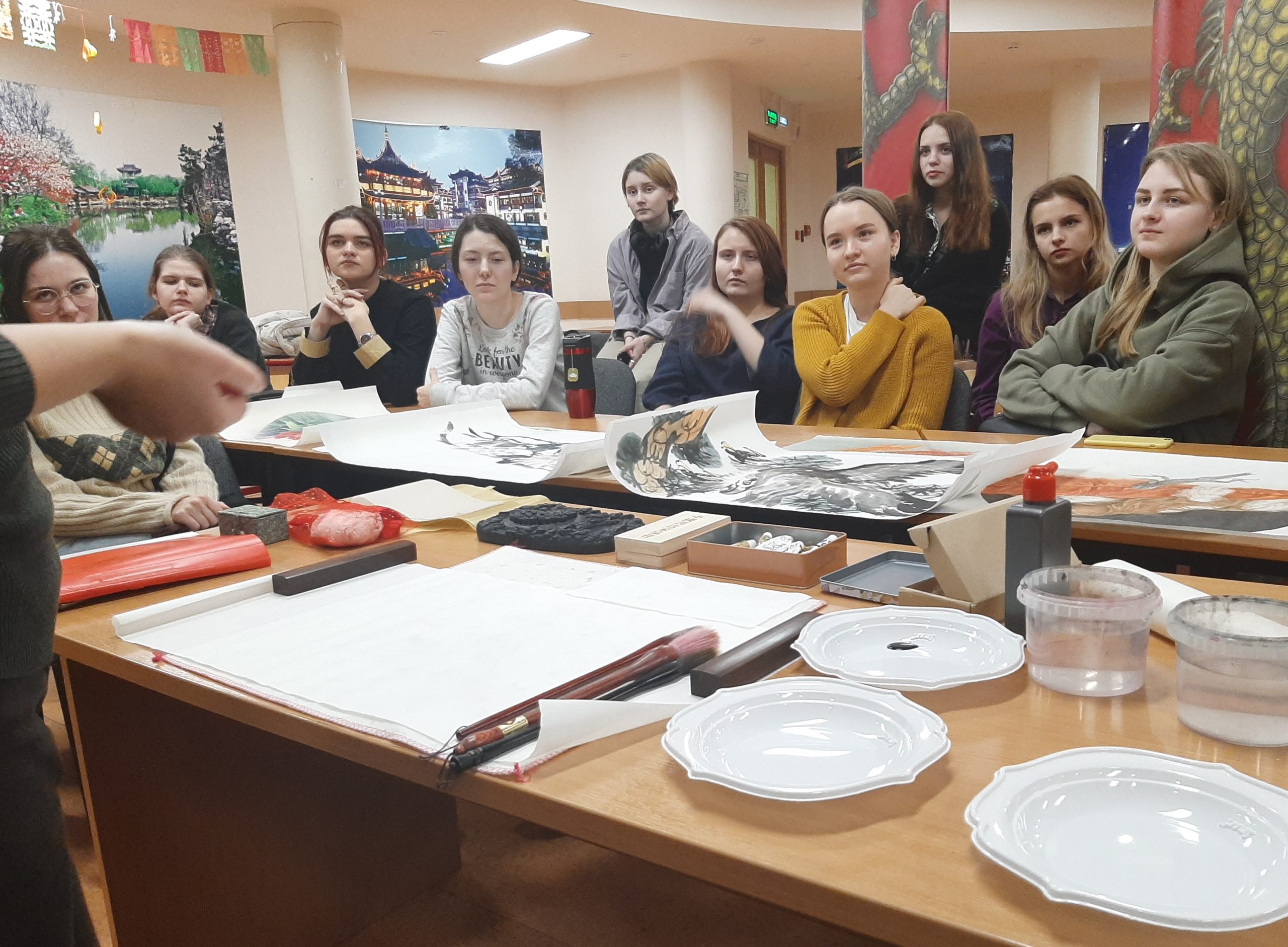 Лекция-демонстрация по китайской живописи художника и преподавателя китайской живописи Ольги Анатольевны Алексеевой