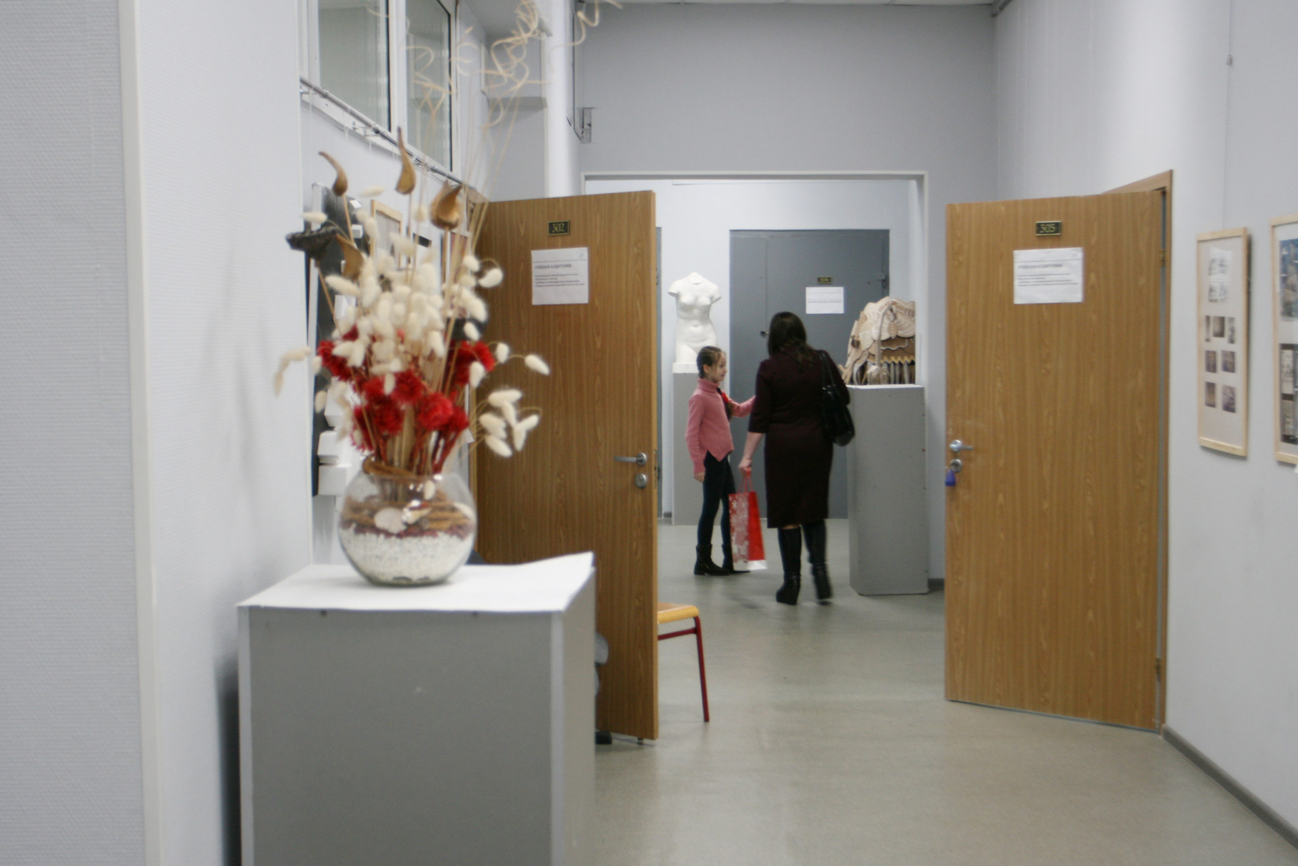 15.02.20 ДОД и КлассИКИ Белым по белому. М. Семёнова4