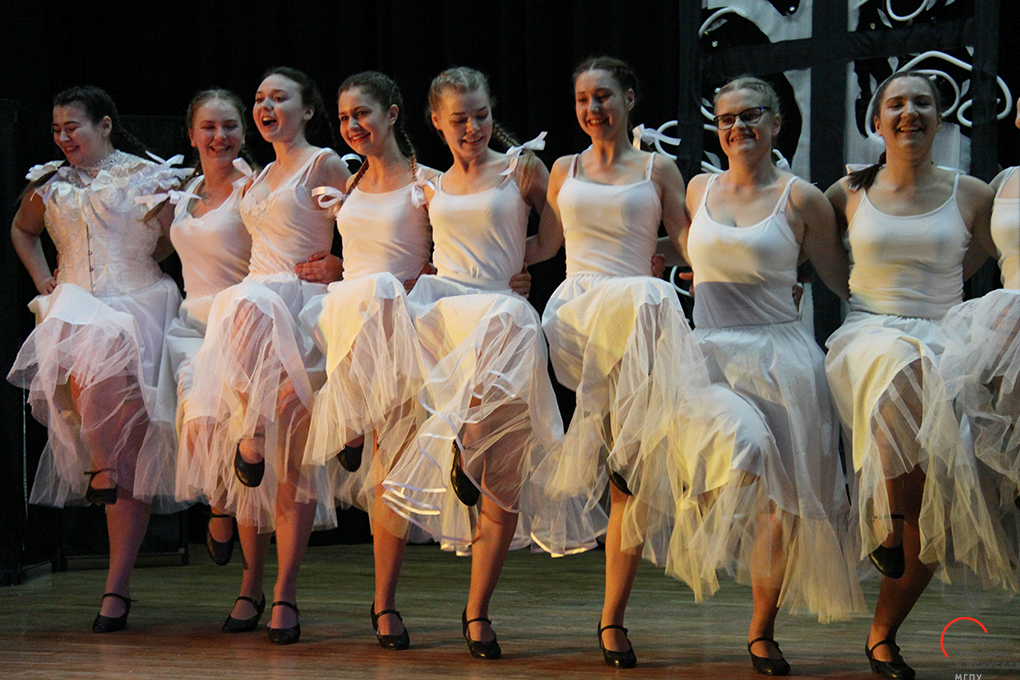 Показ &laquo;Институтки&raquo; по&nbsp;повести Н. Лухмановой