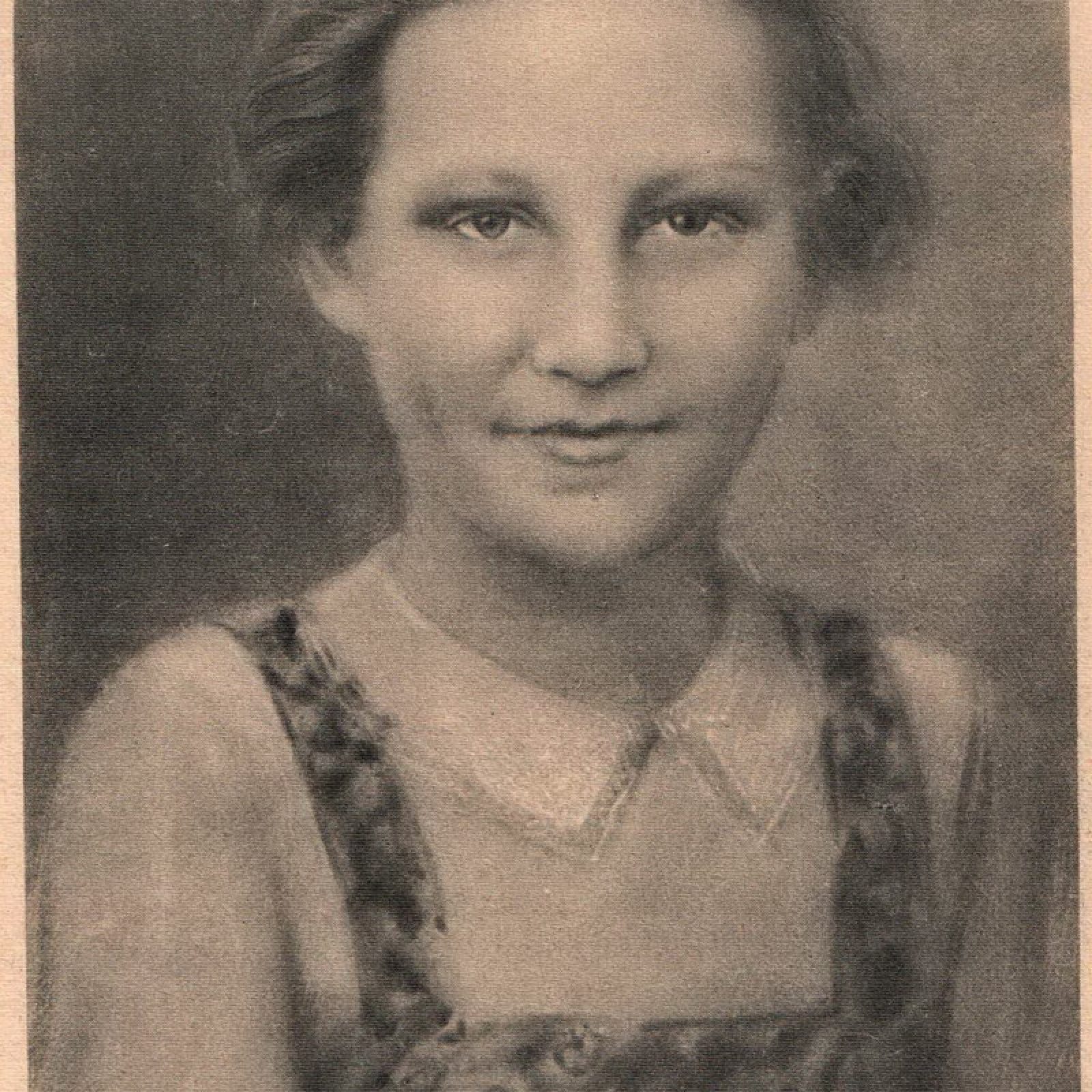 Зоя Космодемьянская — 1937 год