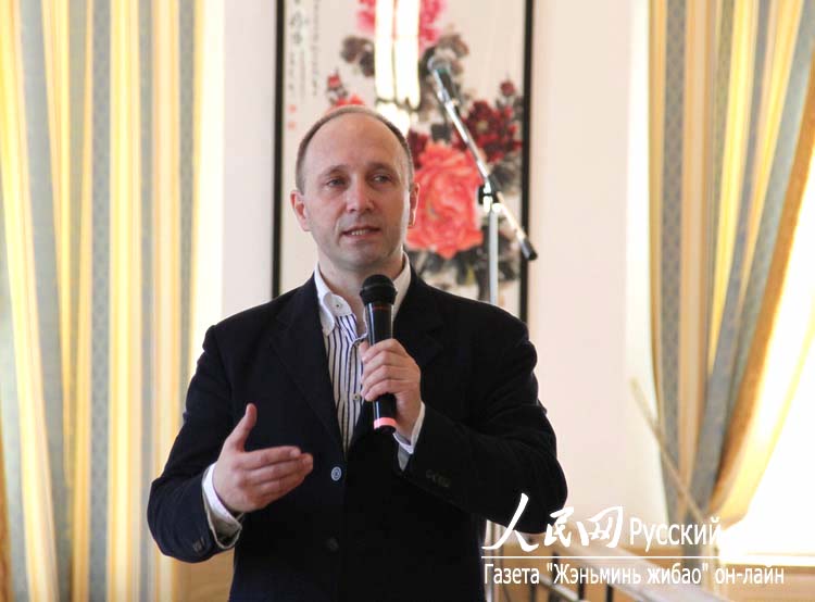 Студенты продолжают исследовать секреты мастерства переводчика