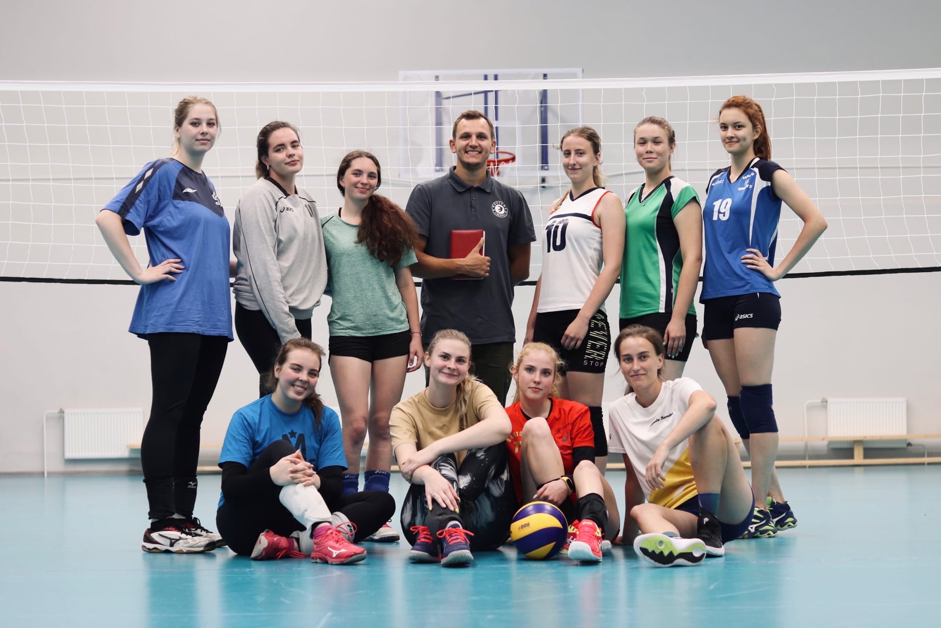 Волейбольная и&nbsp;туристская секции открывают набор