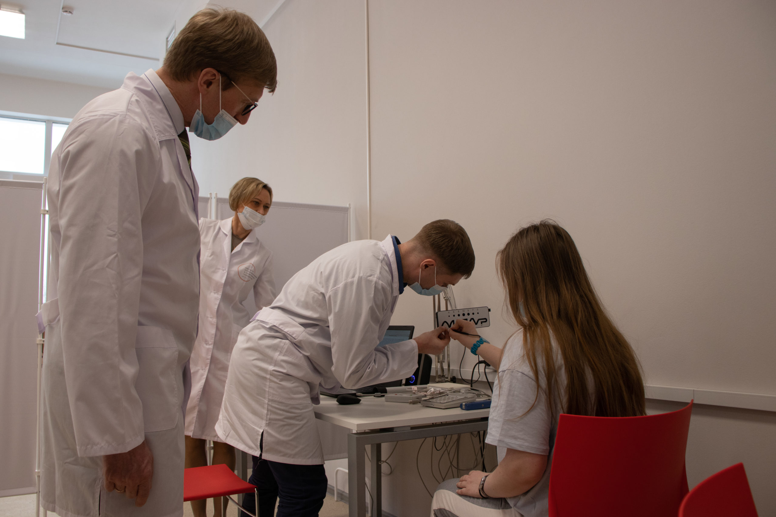 возможности в лаборатории. возможности в лаборатории. риски в испытательной лаборатории. ученые в лаборатории. возможности в лаборатории.