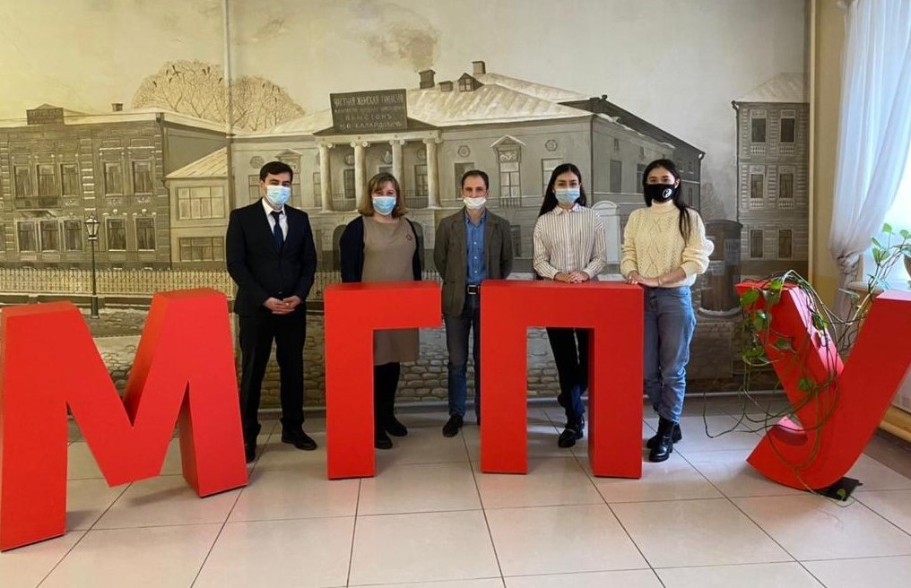 Встреча с&nbsp;представителем Посольства Республики Таджикистан