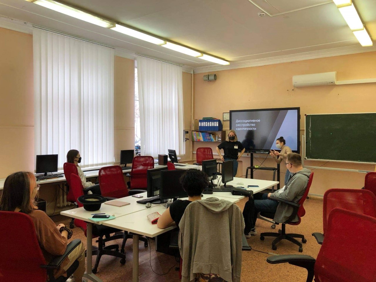 День смеха с пользой!