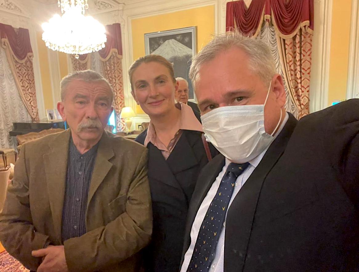 профессор А.Н.Мещеряков, ректор МГПУ  И.М. Реморенко и заведующий кафедрой японского языка В..А. Федянина