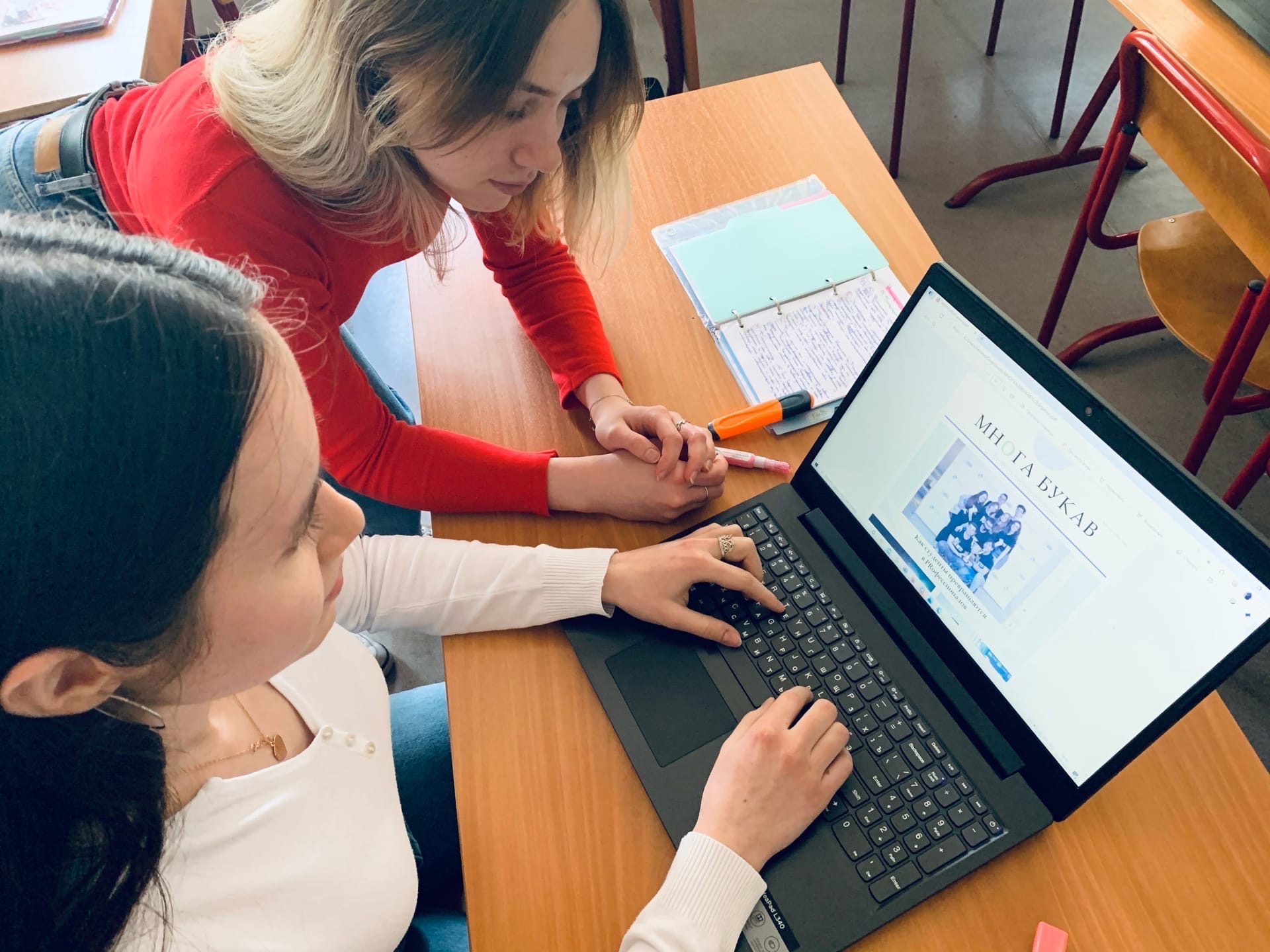 Редакция &laquo;Многа Букав&raquo; рассказала о&nbsp;работе в&nbsp;команде