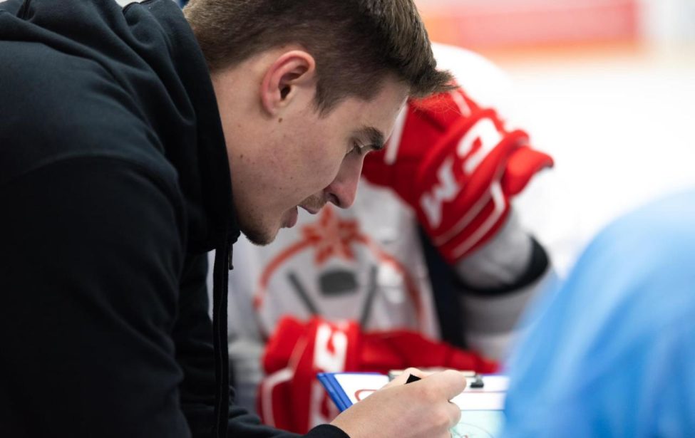 Александр Крученко выступил перед участниками программы Твой шанс