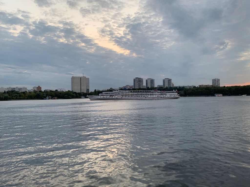 Преподаватели ИИЯ выступили лекторами в ходе тематических речных круизов