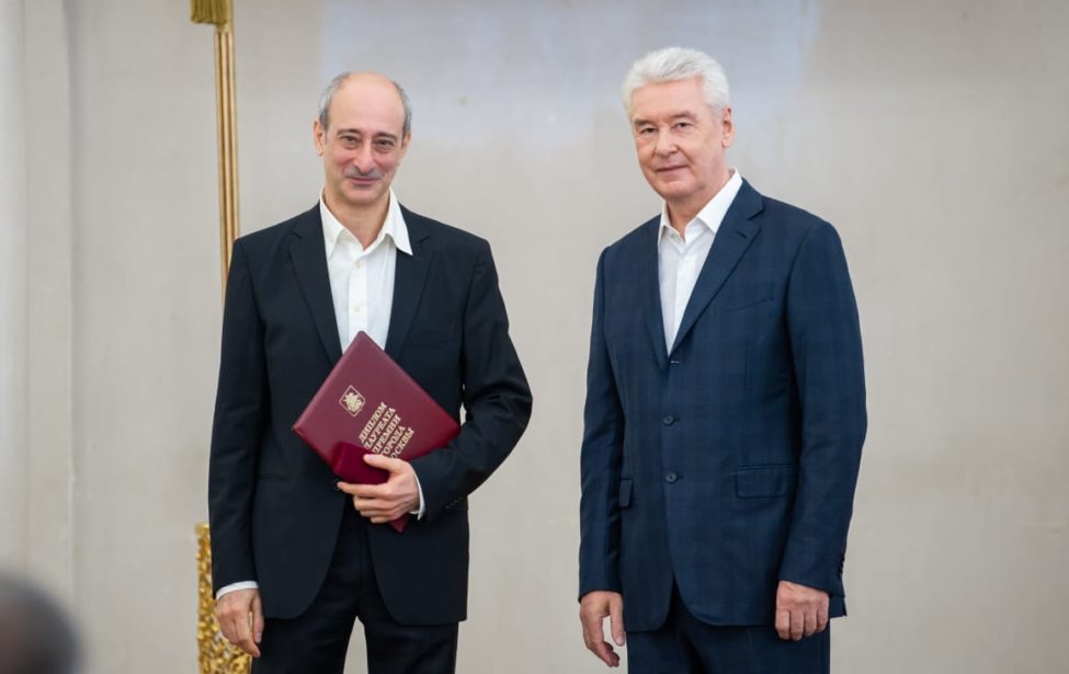 Карэн Бадалов получил премию Москвы в&nbsp;области литературы и&nbsp;искусства