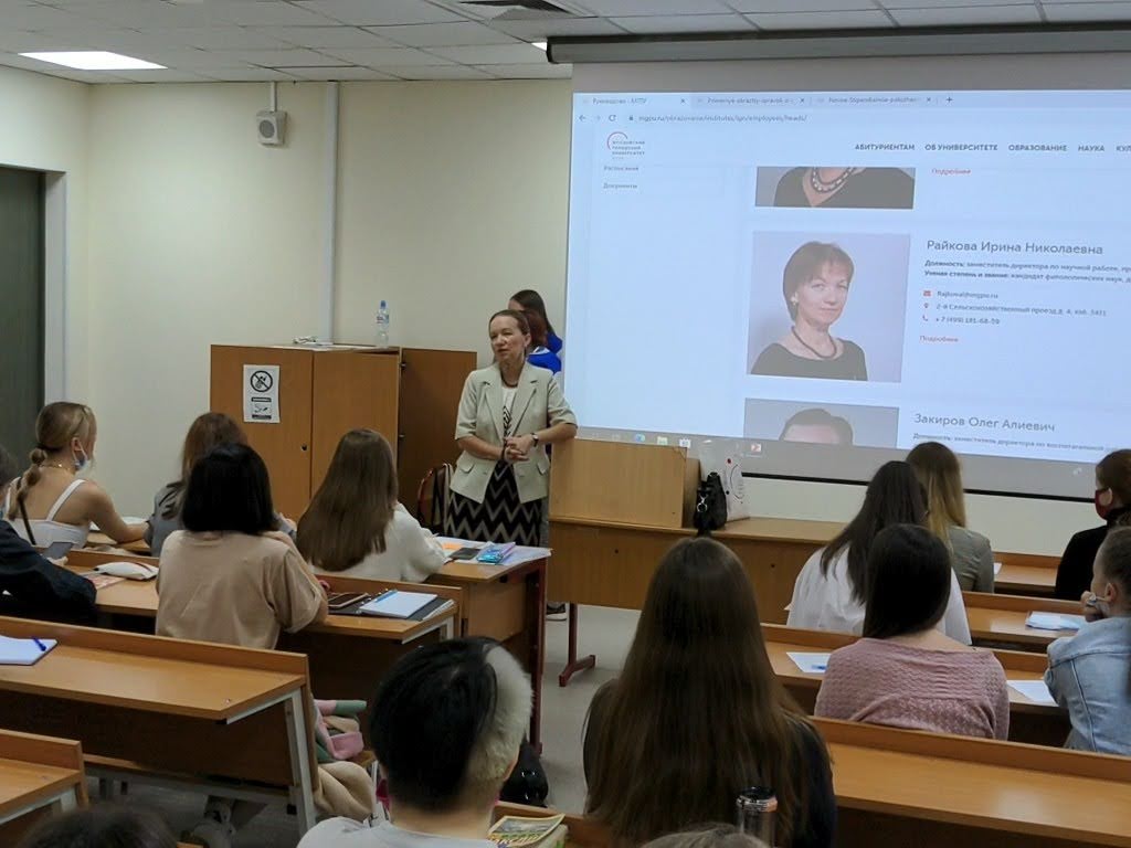 PXL_20210901_082327604.MP_exported_894