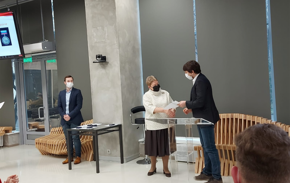 Сотруднику ИЦО вручена медаль РАО по&nbsp;результатам плодотворной работы