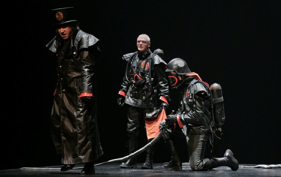 Спектакль &laquo;451 градус по&nbsp;Фаренгейту&raquo;