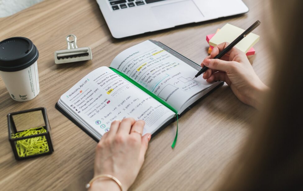 «Новая школа — это учитель», а учителя учим мы!