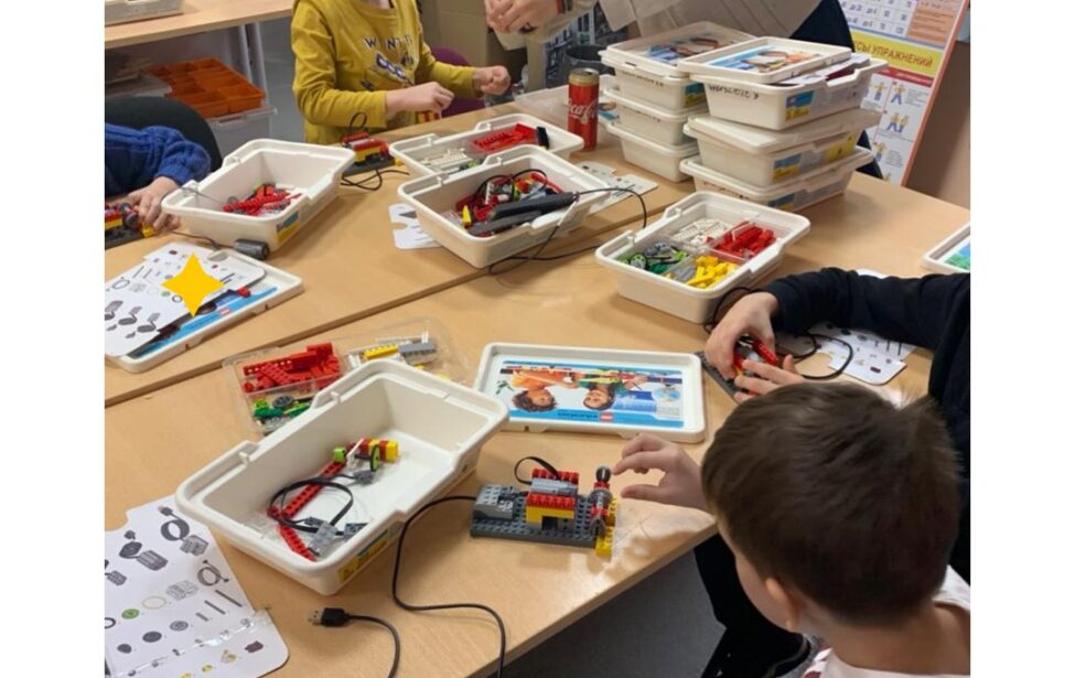 С&nbsp;Международным днём LEGO!