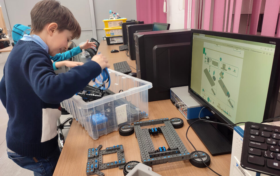 Ждем вас на&nbsp;занятии по&nbsp;робототехнике 21&nbsp;февраля!