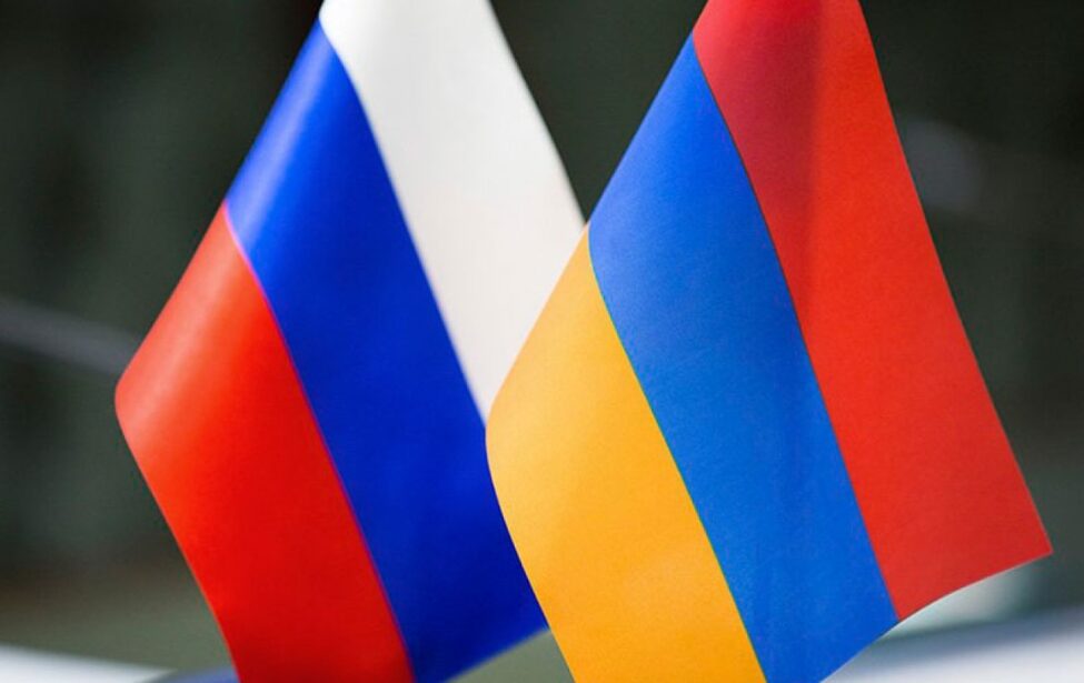 Михаил Амирхаян передал в&nbsp;дар МГПУ 27 изданий по&nbsp;русской литературе