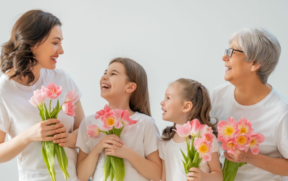 К&nbsp;Международному женскому дню