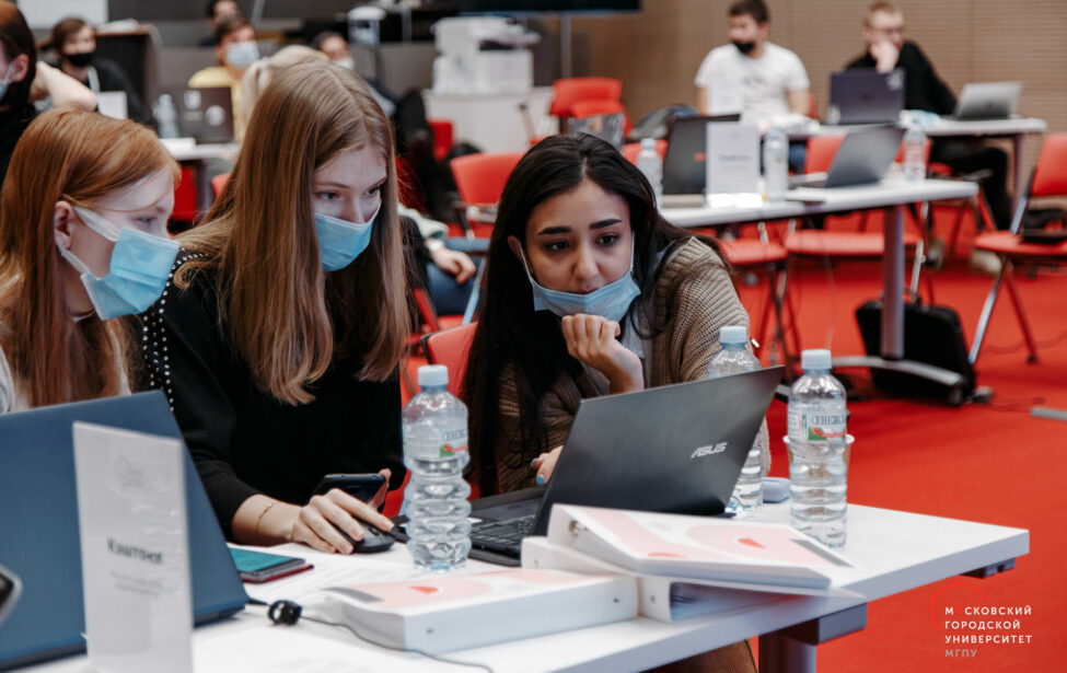 В&nbsp;МГПУ провели студенческий хакатон по&nbsp;задачам Счетной палаты