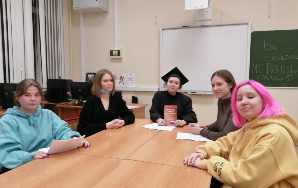 Завершился курс &laquo;Секретарь суда&raquo;