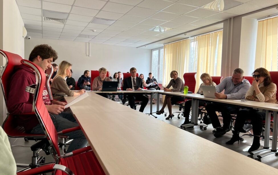 В&nbsp;ИЕСТ очертили цифровое будущее физической культуры и&nbsp;спорта