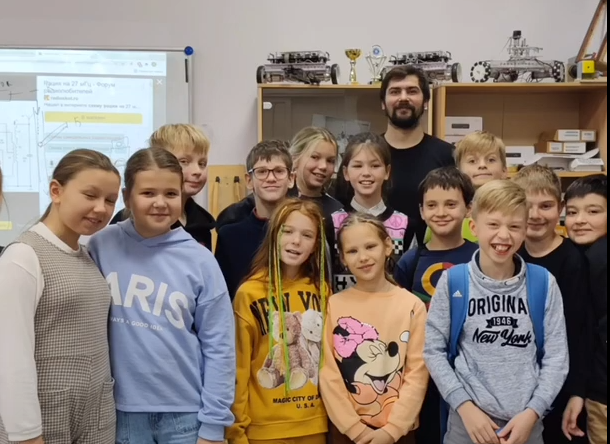 Четвероклассники Школы № 1530 провели учебный день в Старт-ПРО.