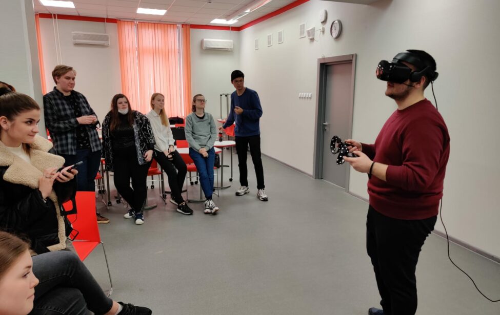 Студентов ИИЯ познакомили с&nbsp;образовательными иммерсивными технологиями