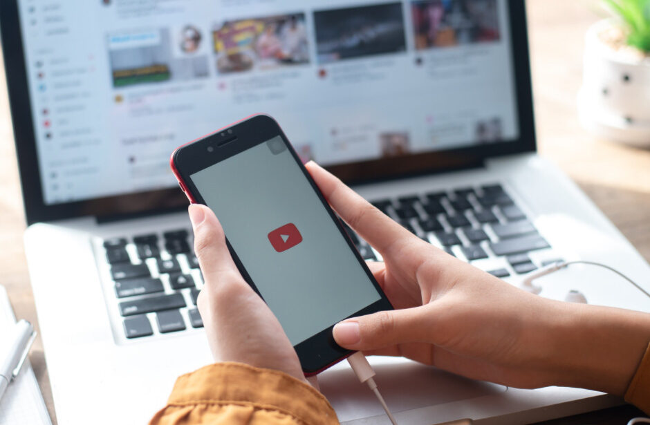 В ИЦО вышел новый выпуск дайджеста «Цифровые технологии в образовании»